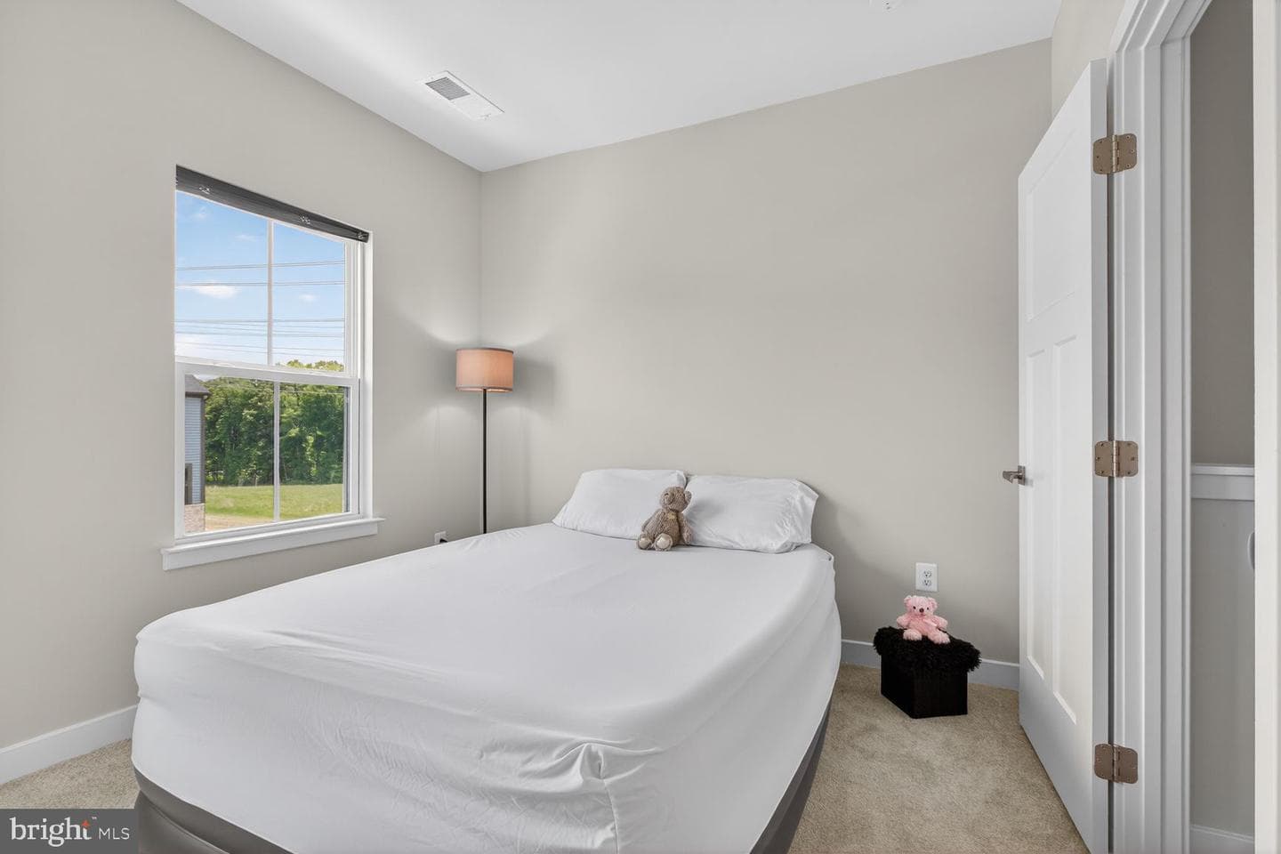 7832 Yona Court photo 24
