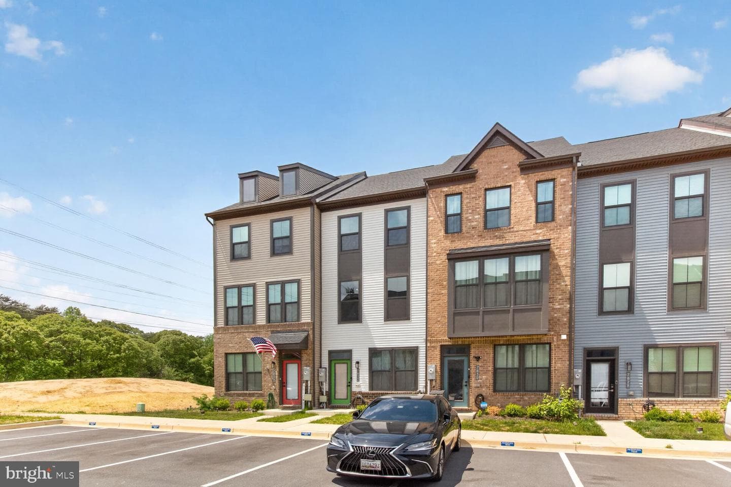 7832 Yona Court photo 3