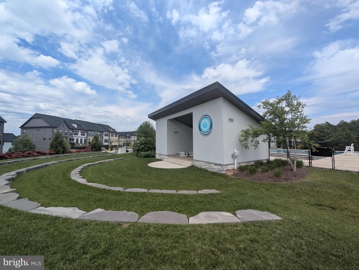 7832 Yona Court photo 34
