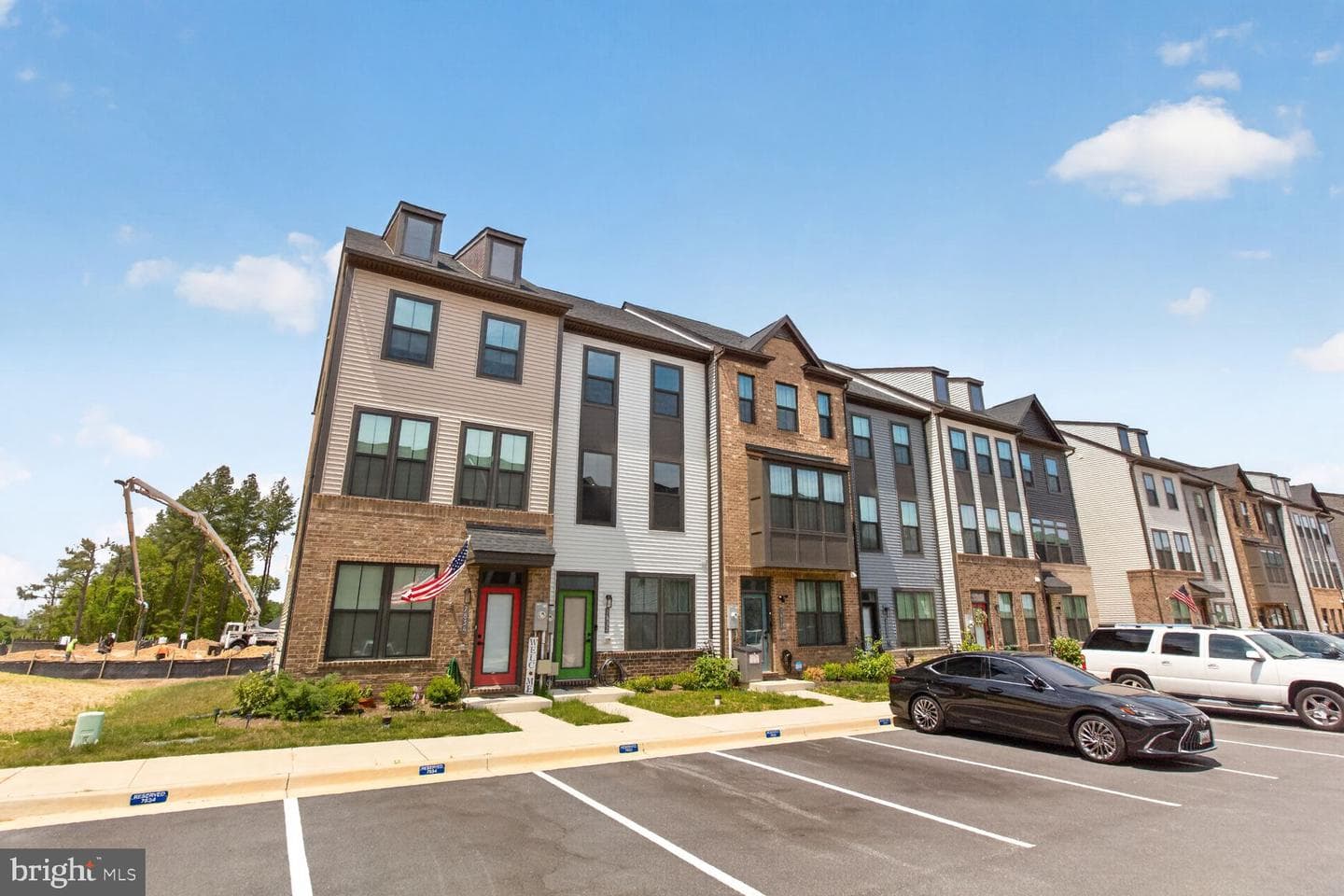 7832 Yona Court photo 4
