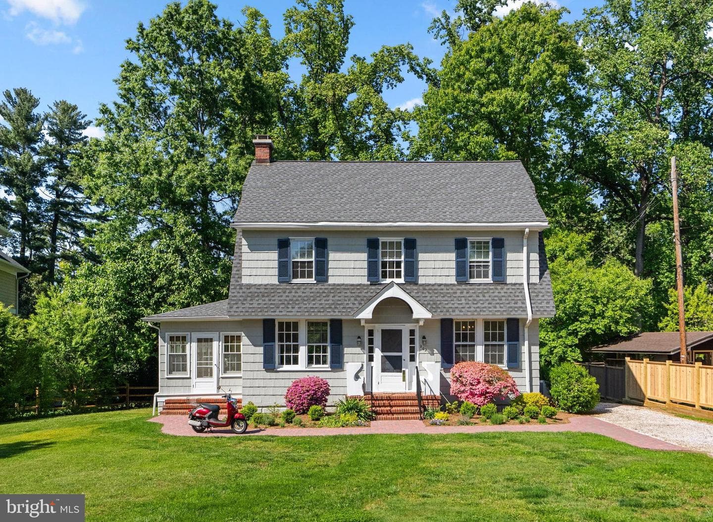 202 Wardour Drive photo 3