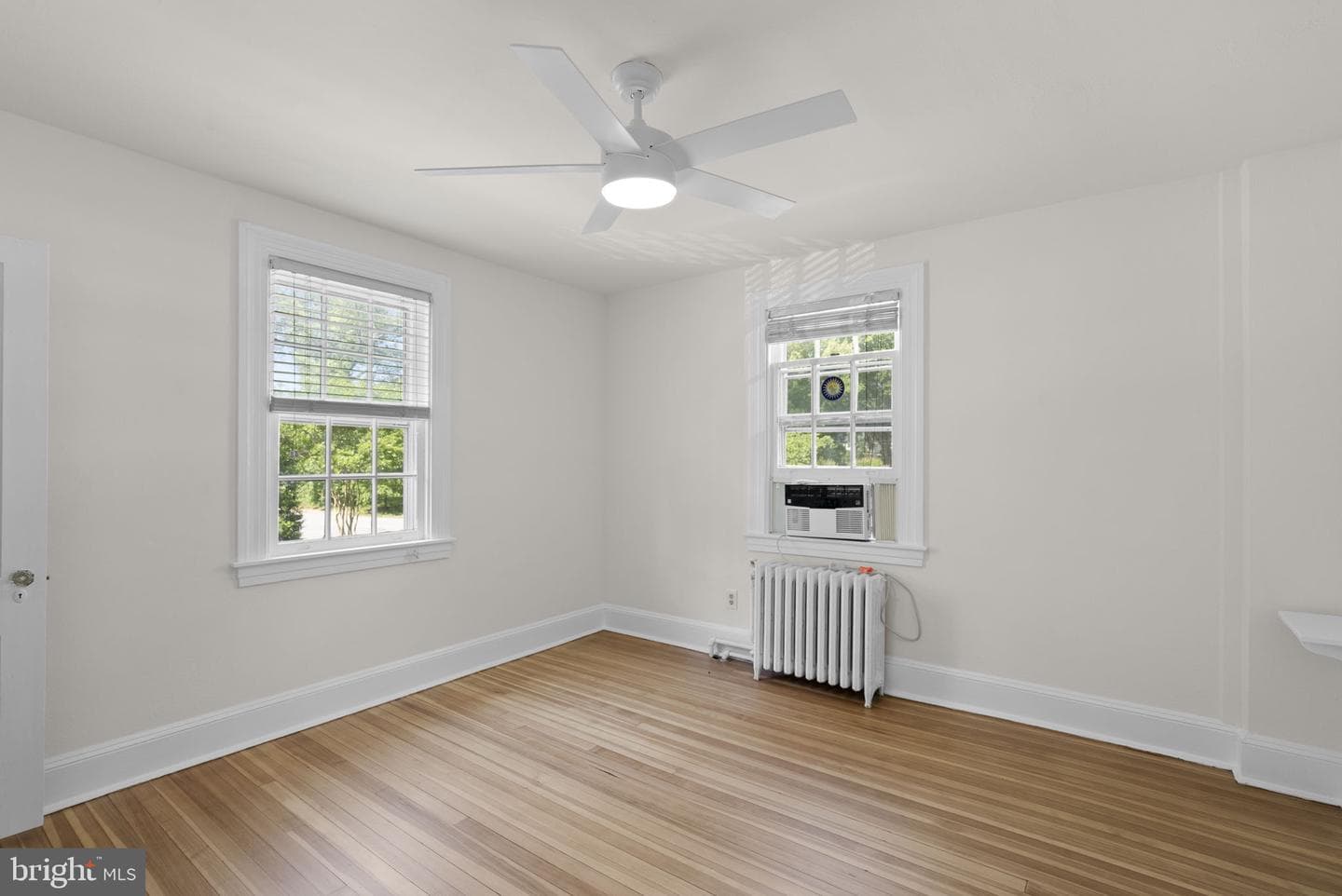 202 Wardour Drive photo 34