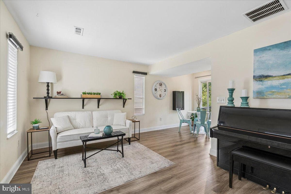 1745 Ridgely Road, Edgewater