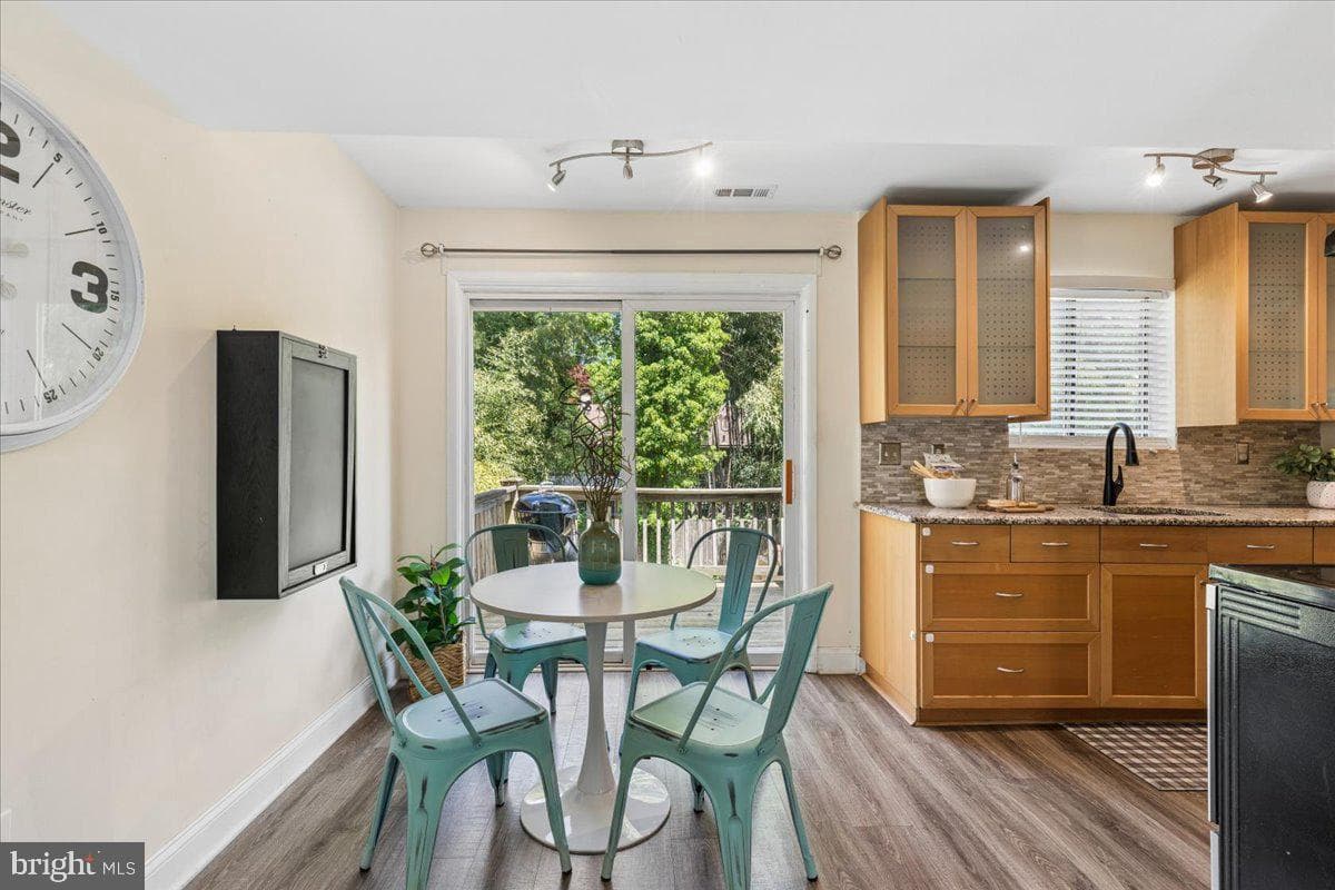 1745 Ridgely Road photo 8