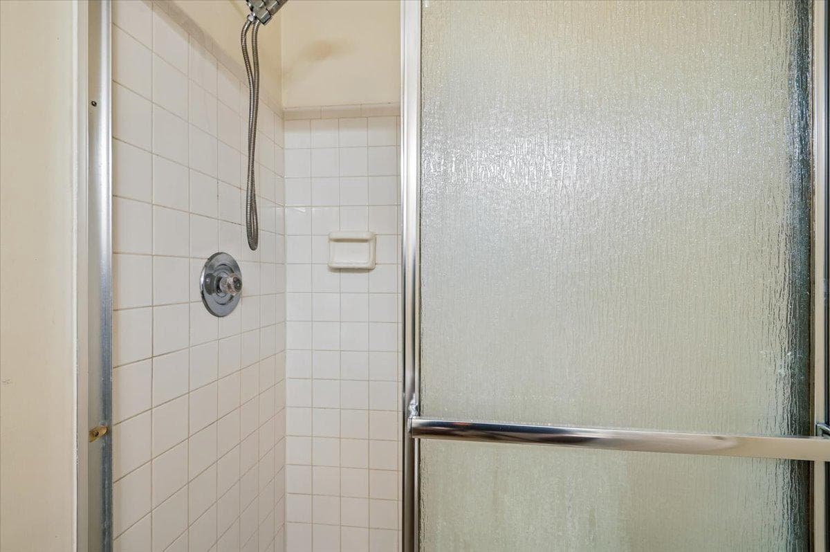 834 Southern Drive photo 18