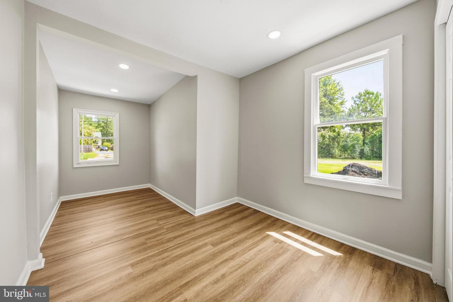1019 Shoreland Drive photo 16