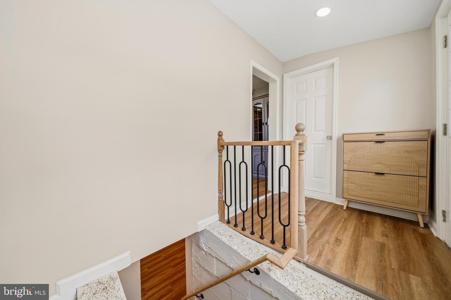 1019 Shoreland Drive photo 19