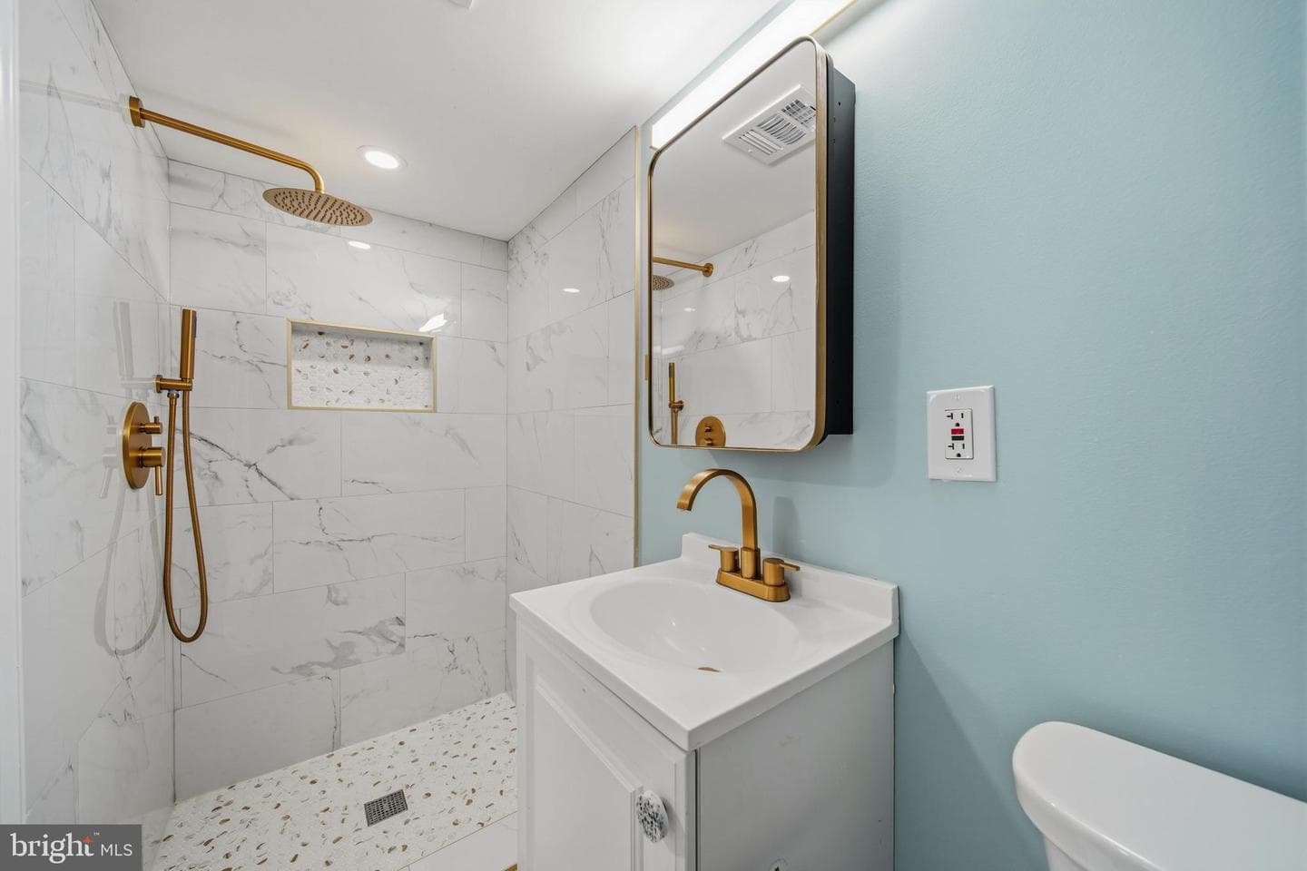 1019 Shoreland Drive photo 23