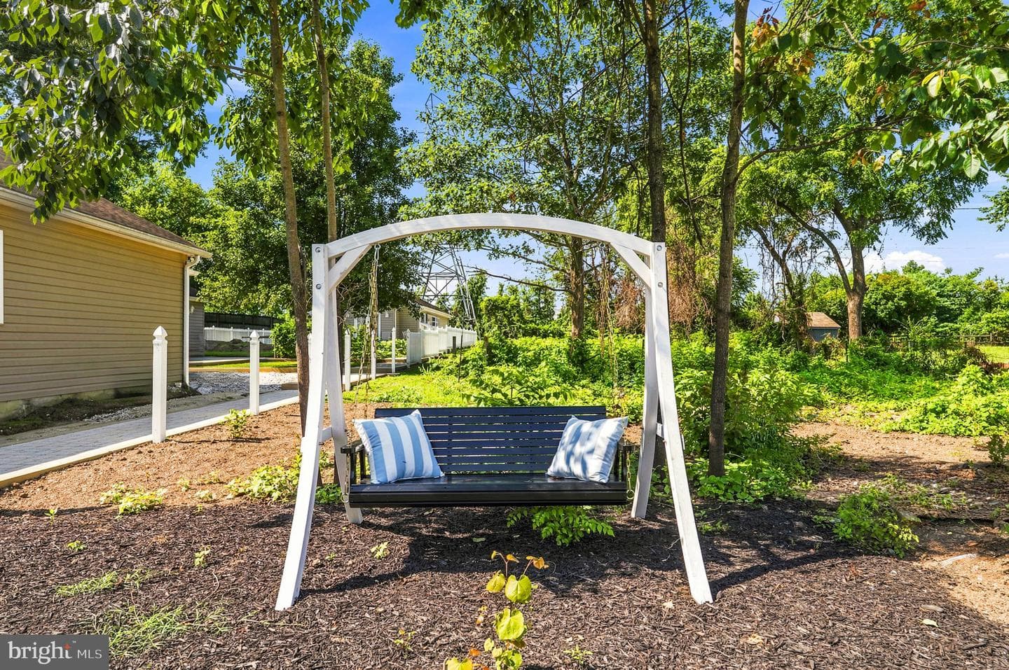1019 Shoreland Drive photo 28
