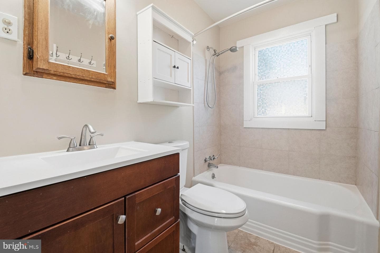 8444 Garden Road photo 14