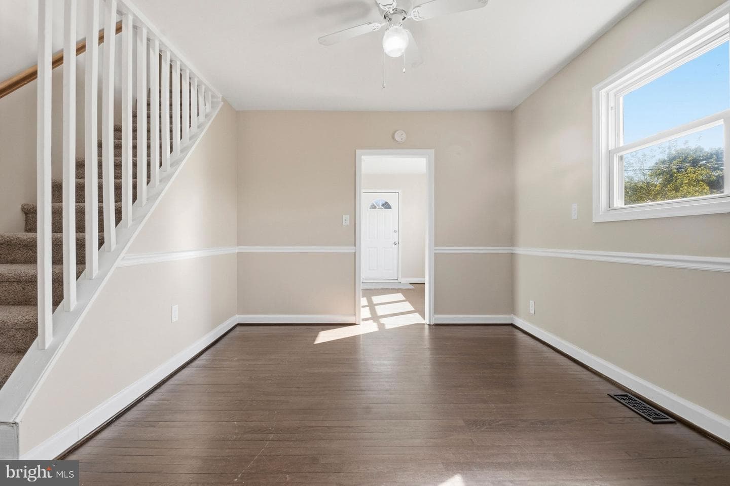 8444 Garden Road photo 7