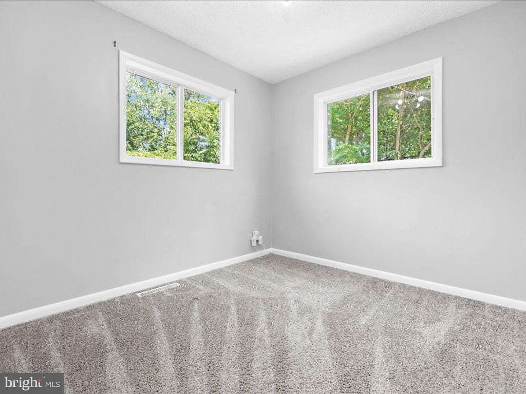 102 Shelly Road photo 18