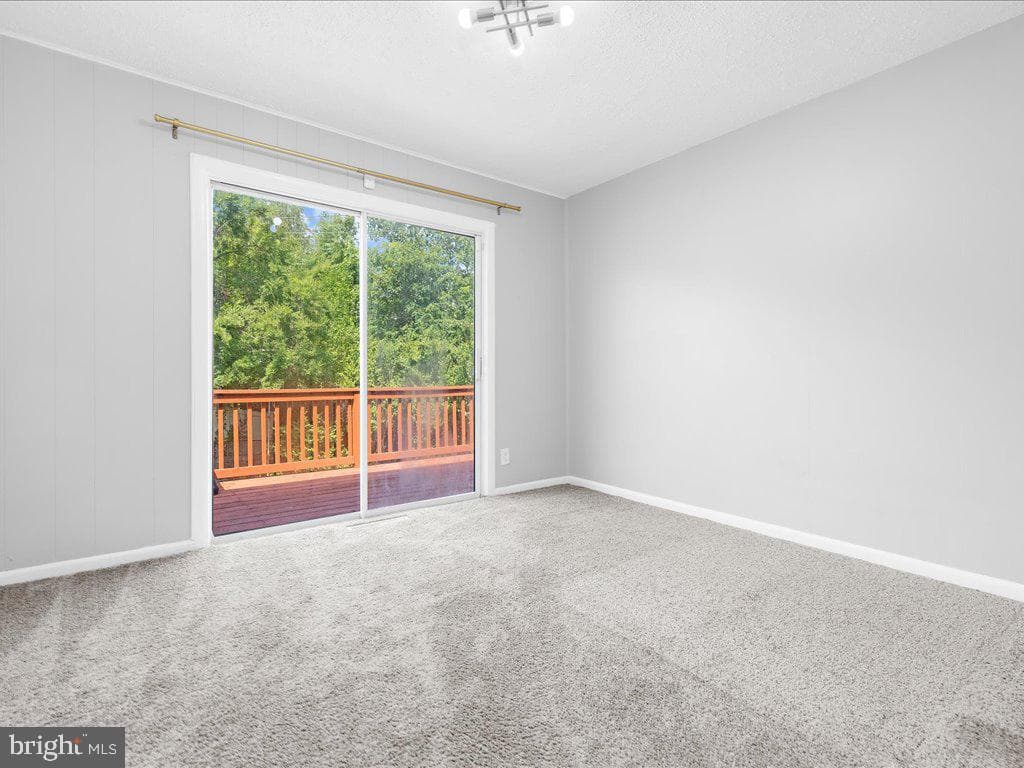 102 Shelly Road photo 20