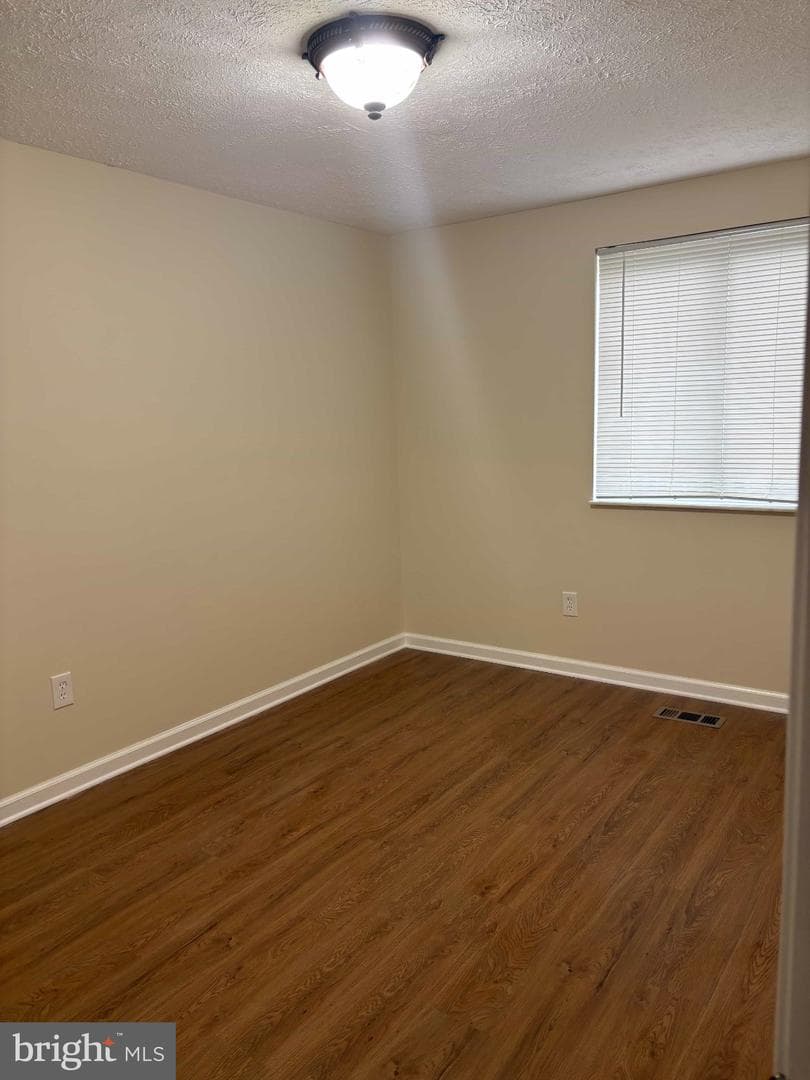 1450 Gesna Drive photo 11