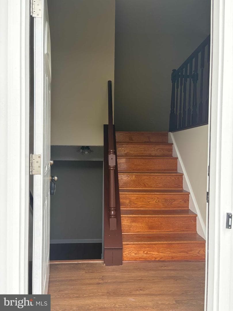 1450 Gesna Drive photo 3
