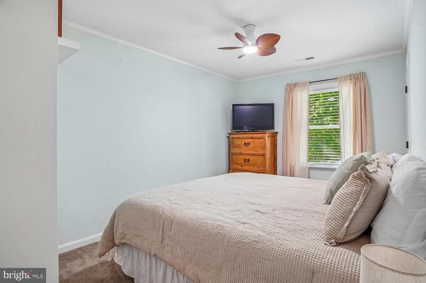 1217 Pine Avenue photo 46