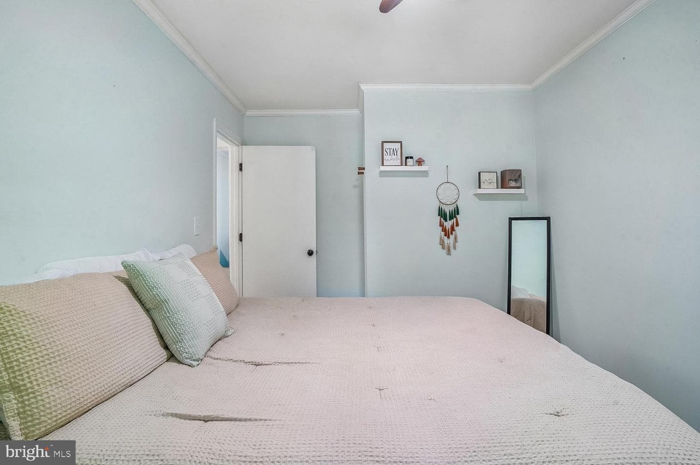 1217 Pine Avenue photo 49