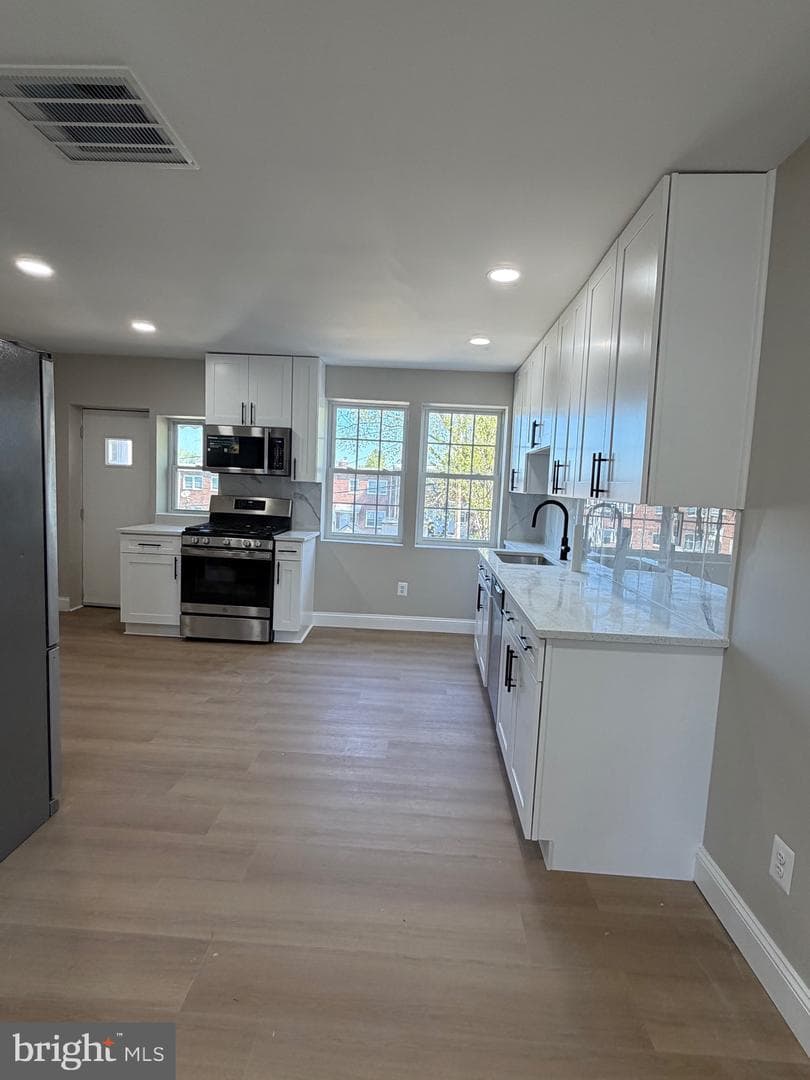 212 W Riverview Road photo 5