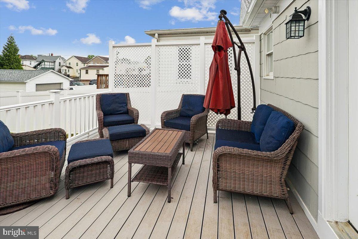 12 Linden Avenue photo 18