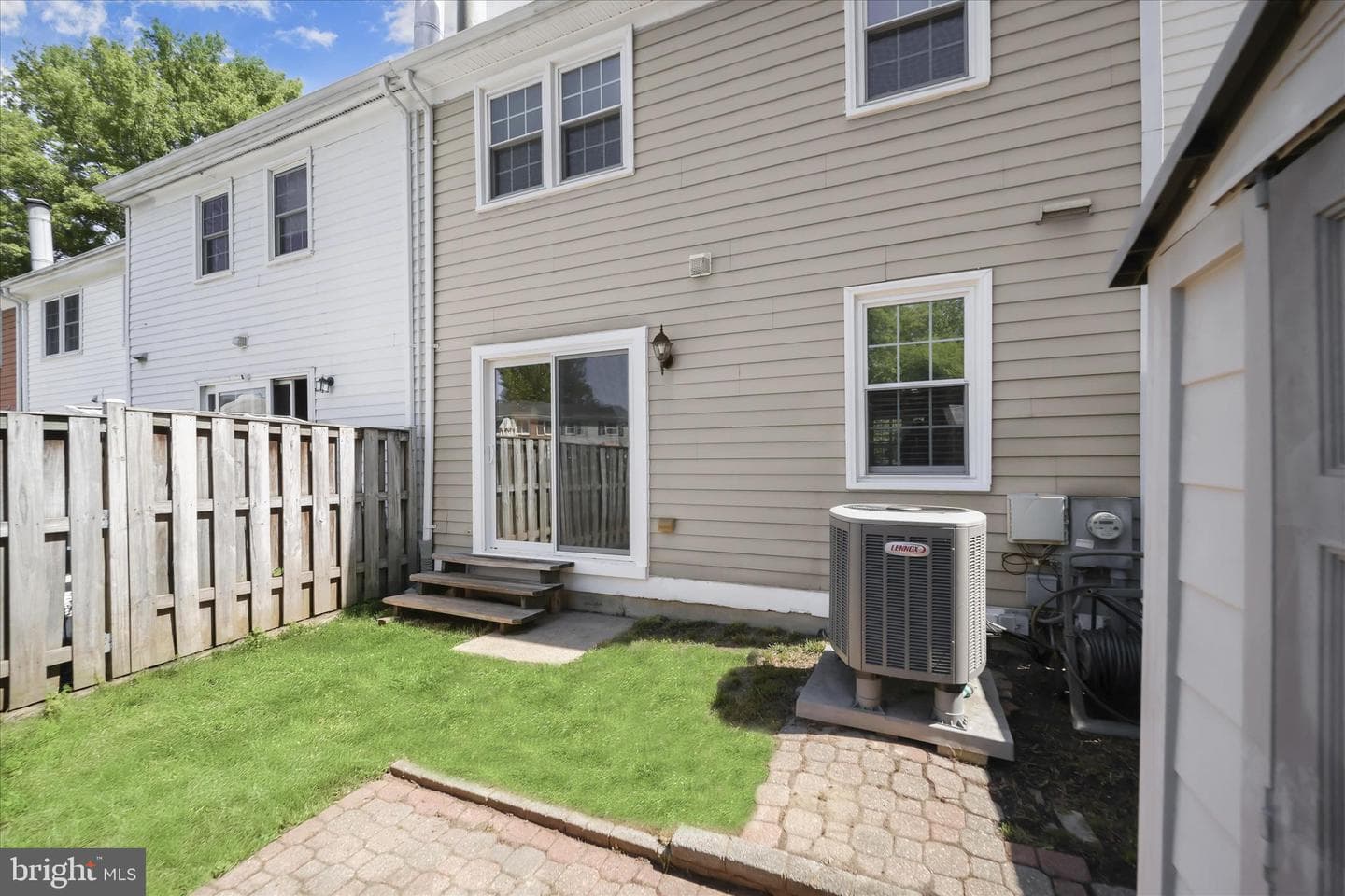 1764 Castleford Square photo 32