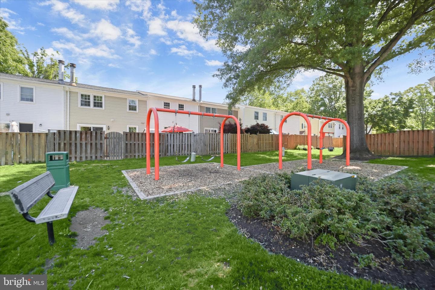 1764 Castleford Square photo 35