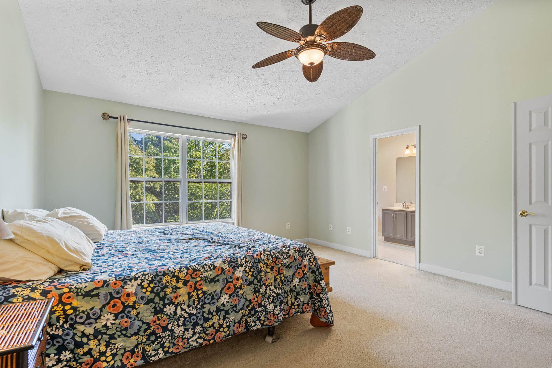 1369 Escapade Court photo 20
