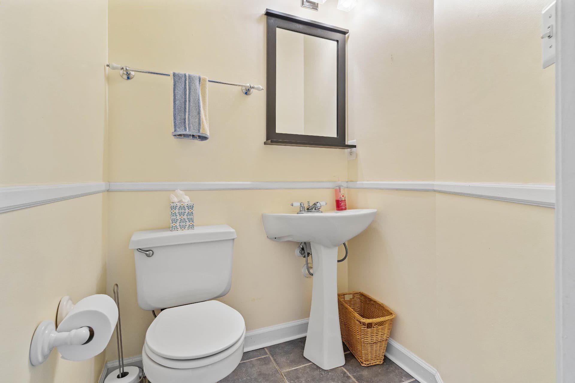 1369 Escapade Court photo 31