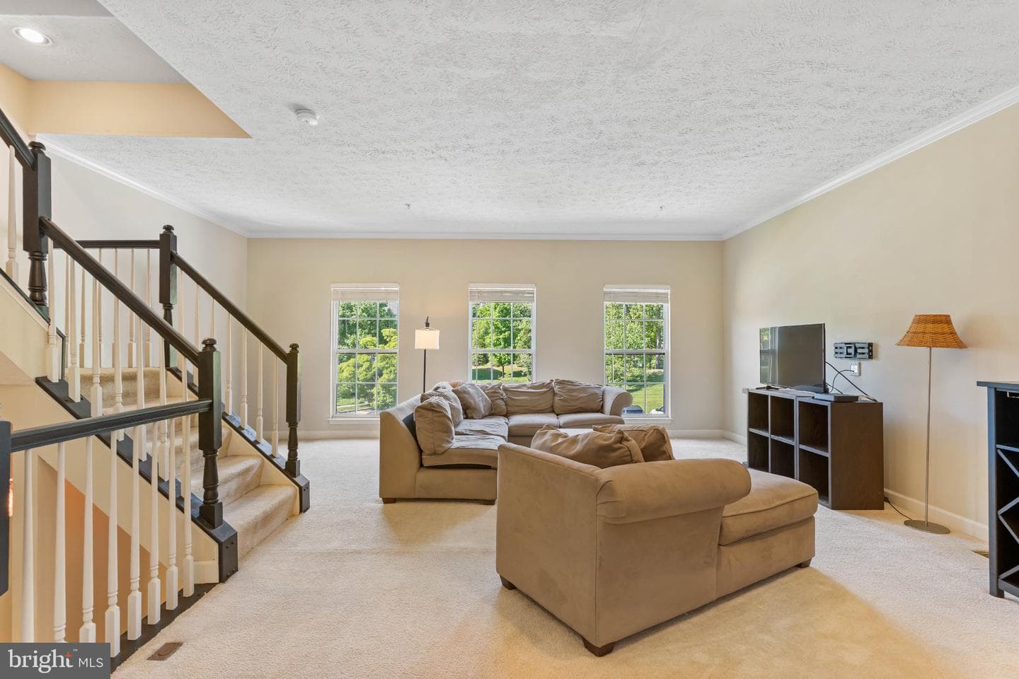 1369 Escapade Court photo 9