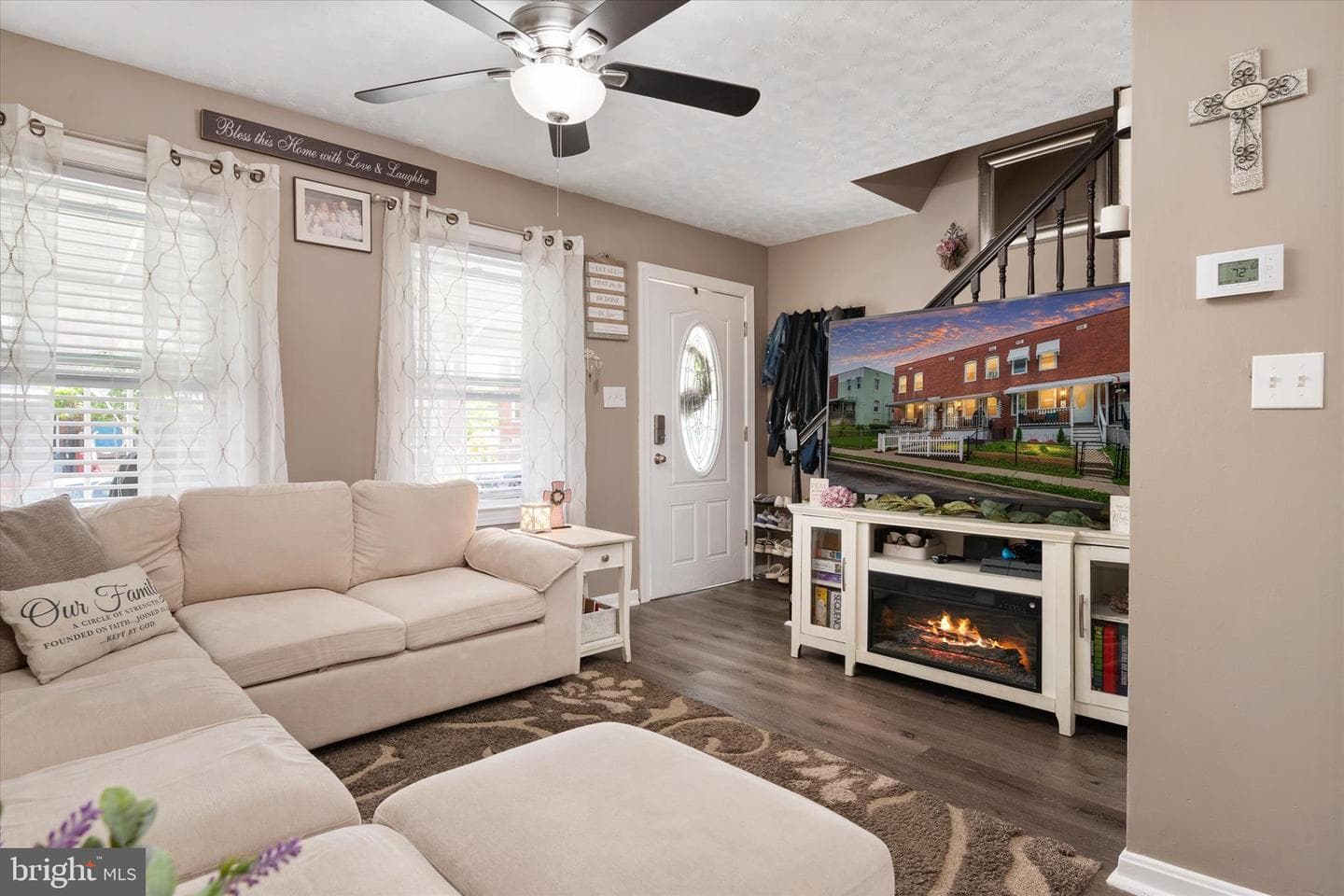 5208 Patrick Henry Dr photo 3