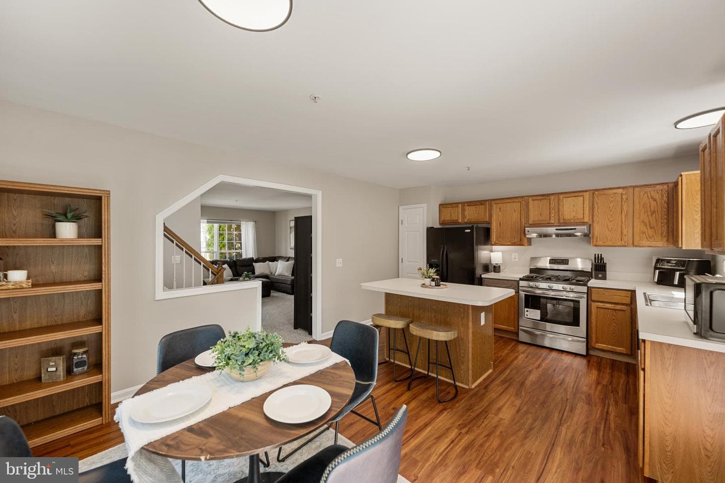 209 Edge Creek Lane photo 2