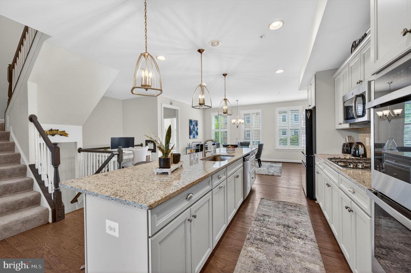 34 Enclave Court photo 6