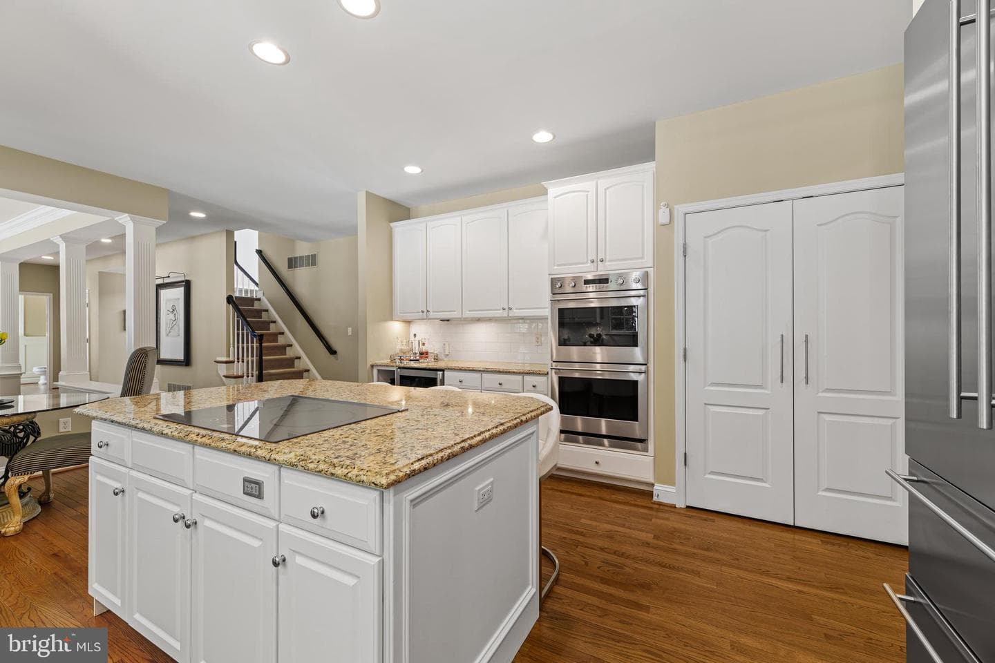 2012 Penderbrooke Drive photo 11