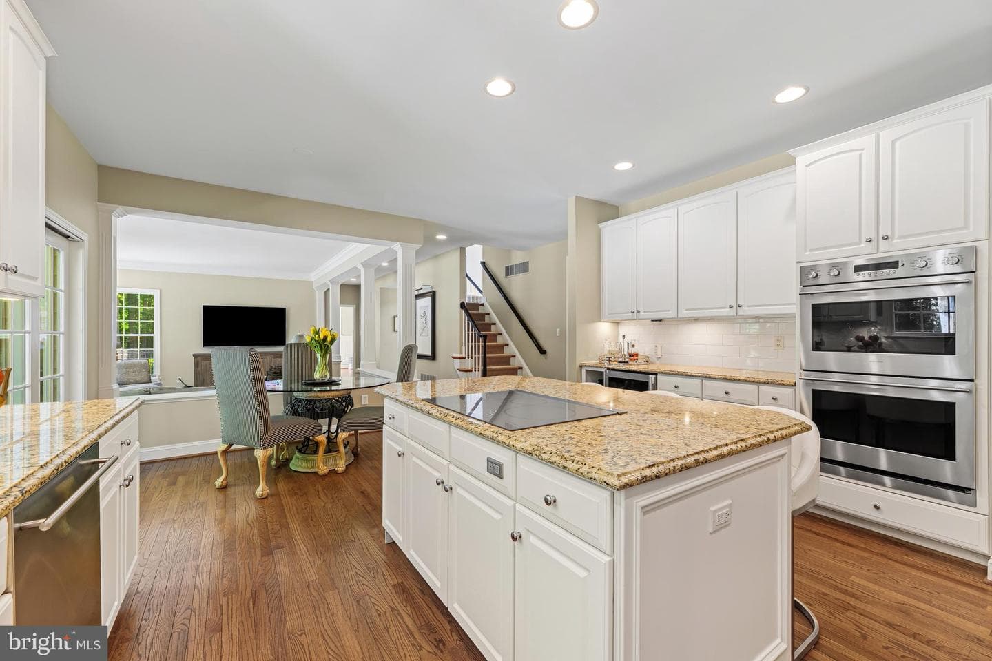 2012 Penderbrooke Drive photo 13