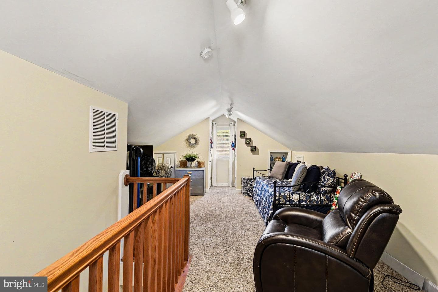 1069 Locust Drive photo 20