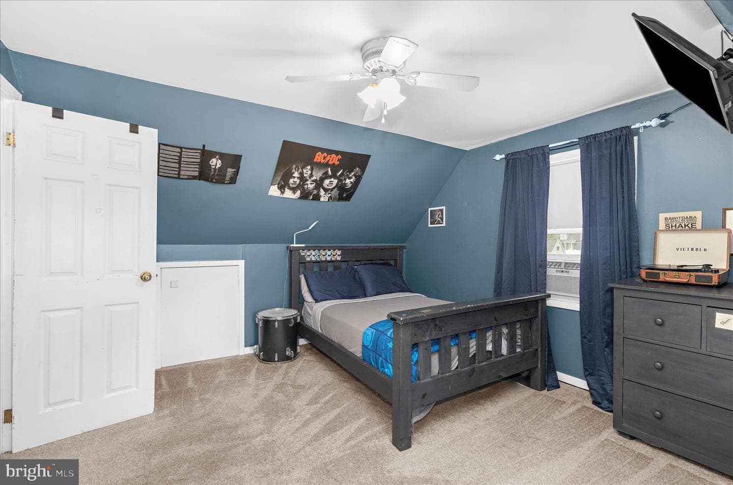 16 Virginia Avenue photo 27