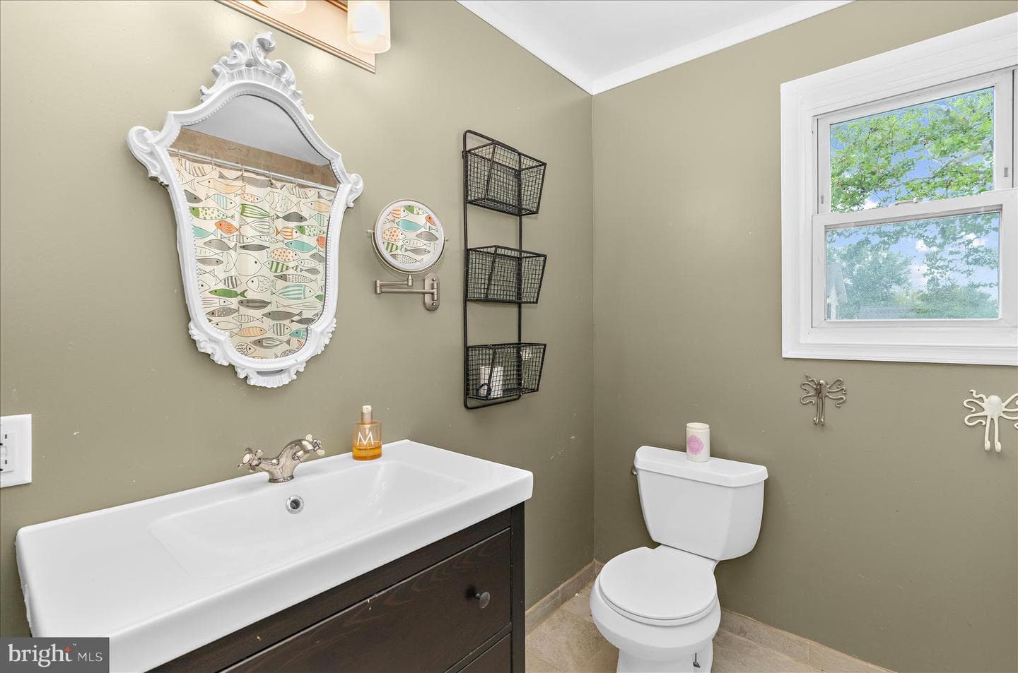 16 Virginia Avenue photo 28