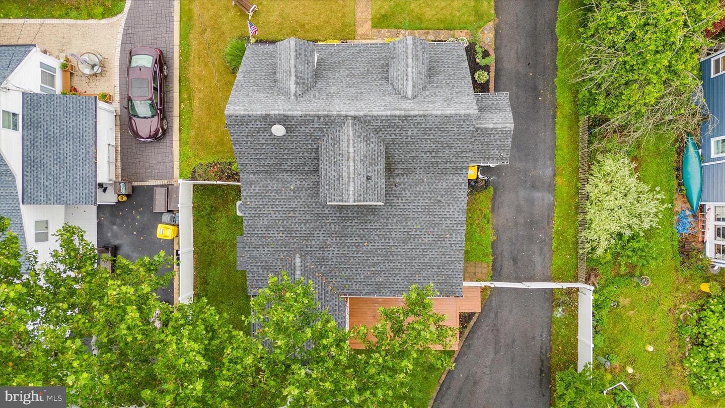 16 Virginia Avenue photo 44