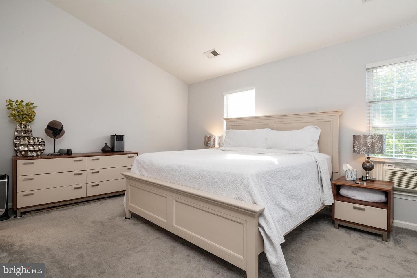 2333 Manomet Court photo 17