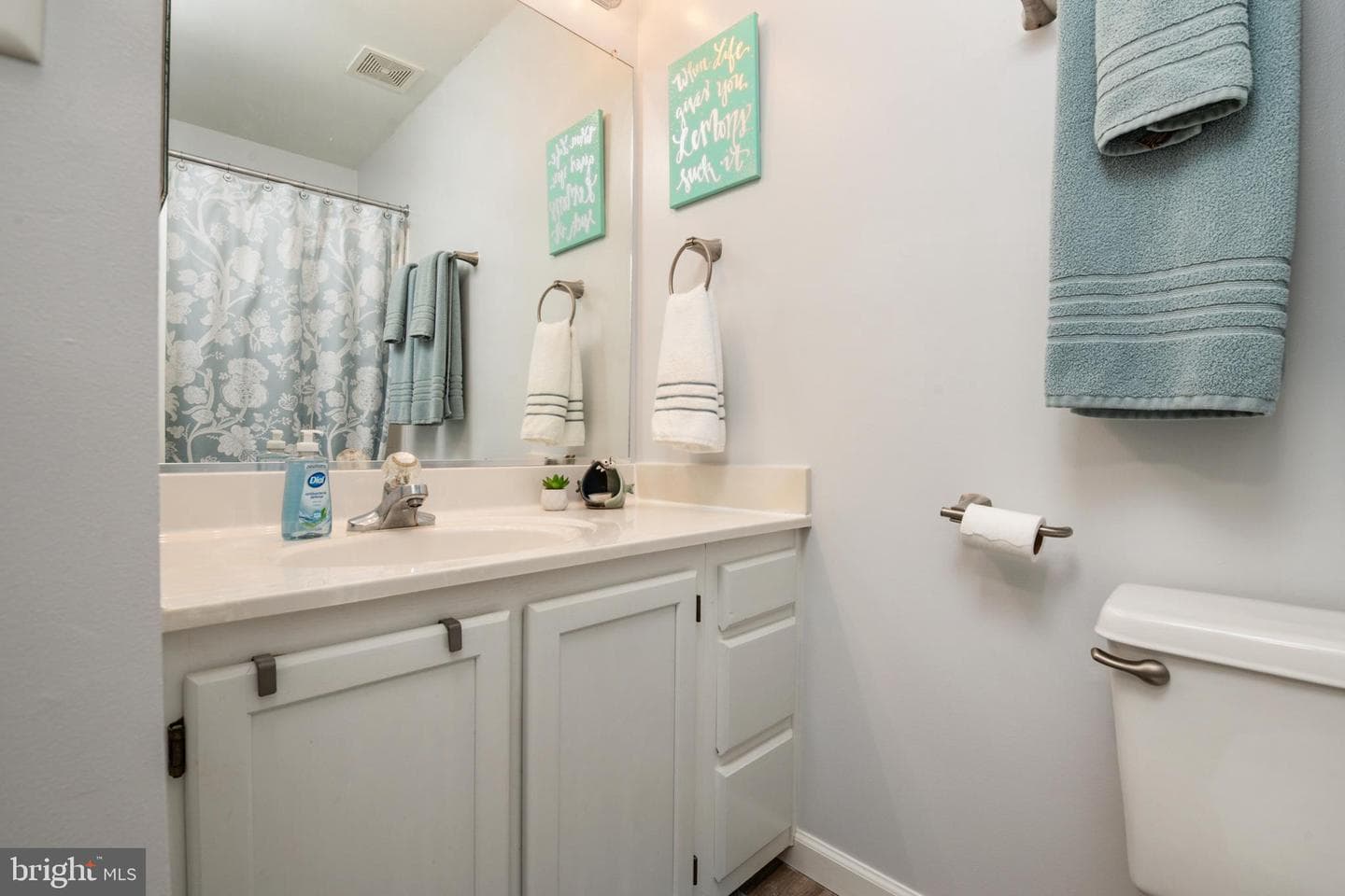 2333 Manomet Court photo 22