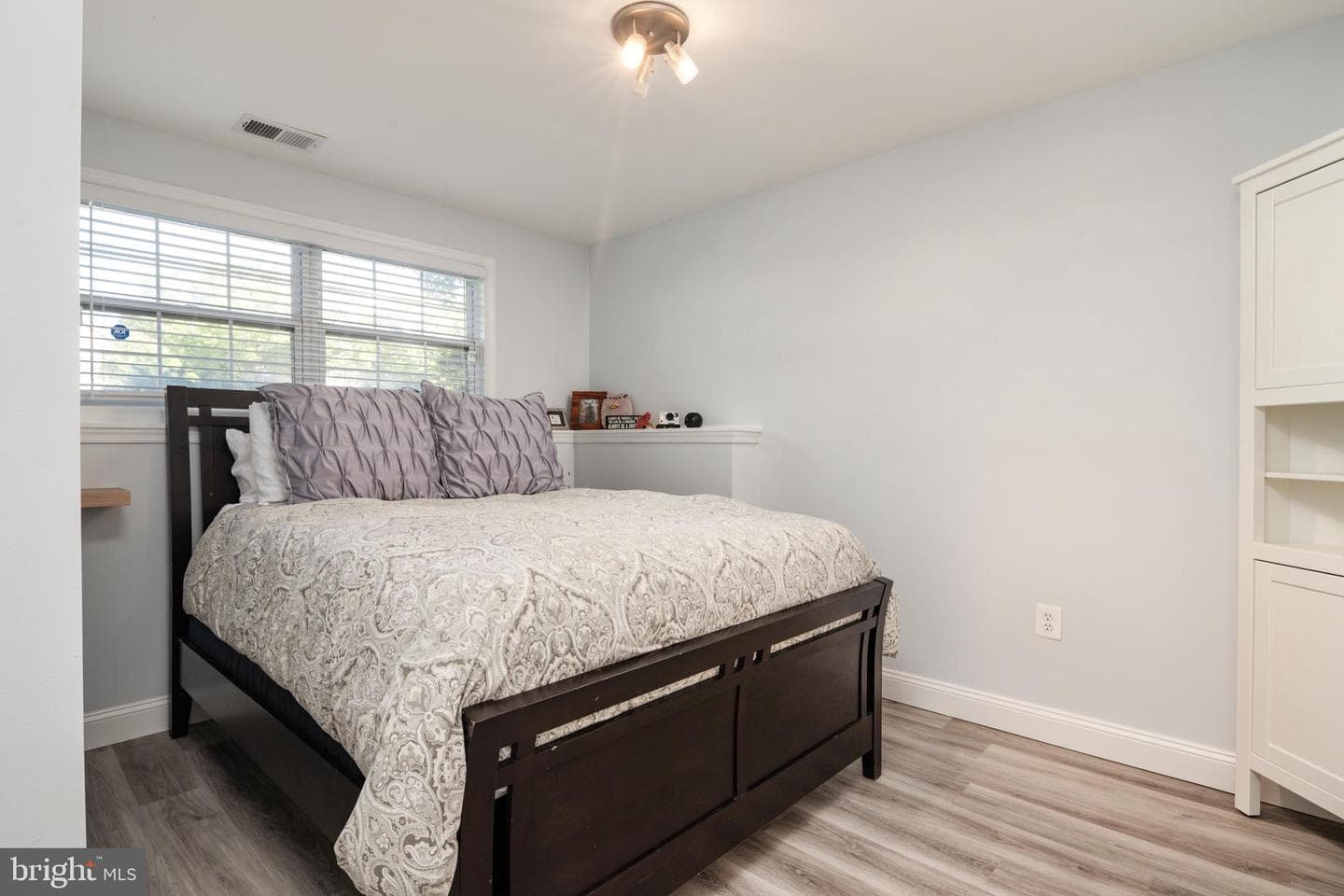 2333 Manomet Court photo 29