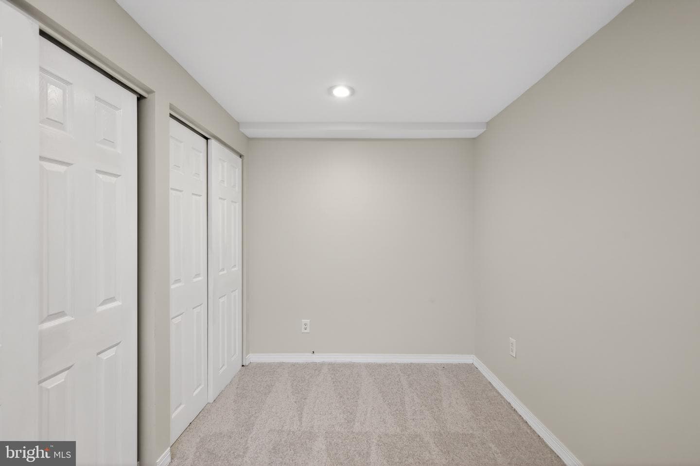 1691 Freemont Ct photo 22