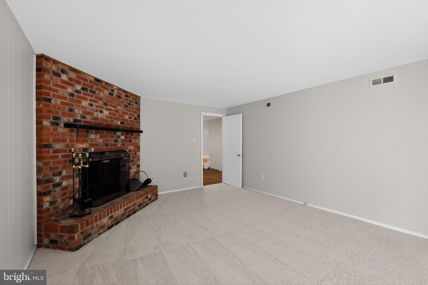 1691 Freemont Ct photo 27