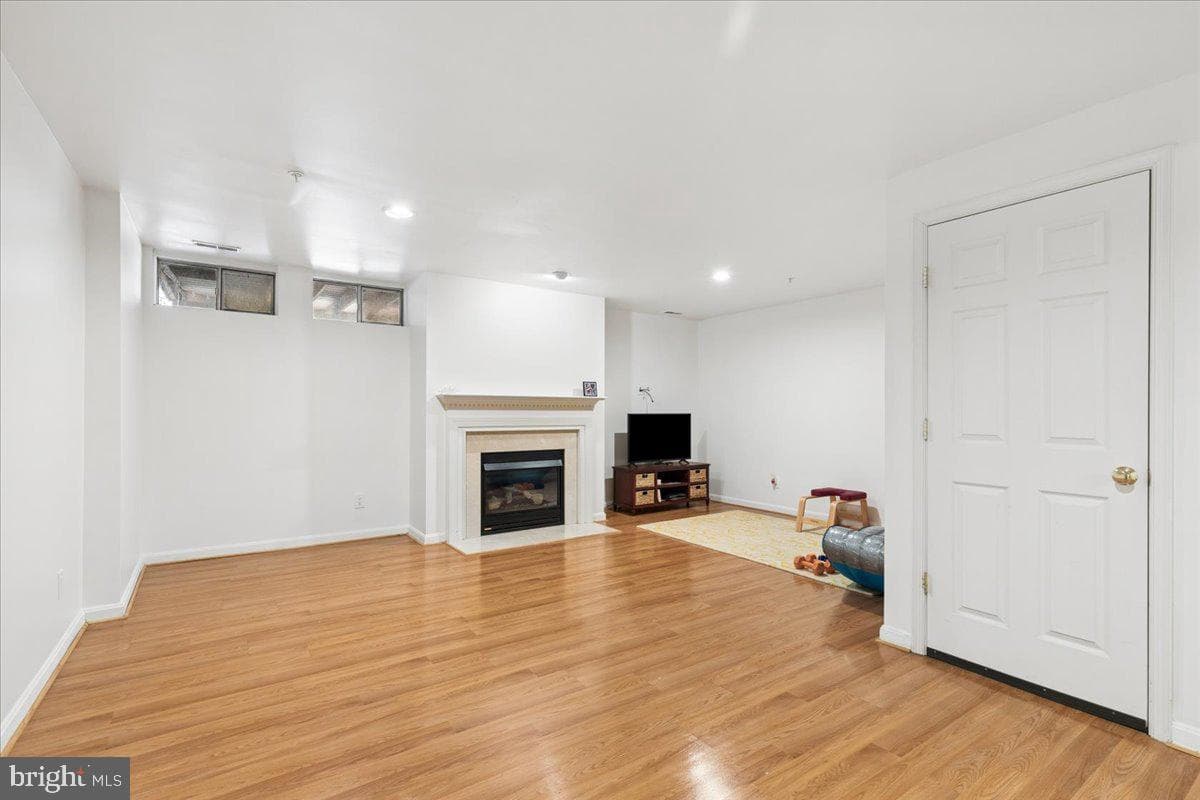 211 Gray Fox Court photo 31