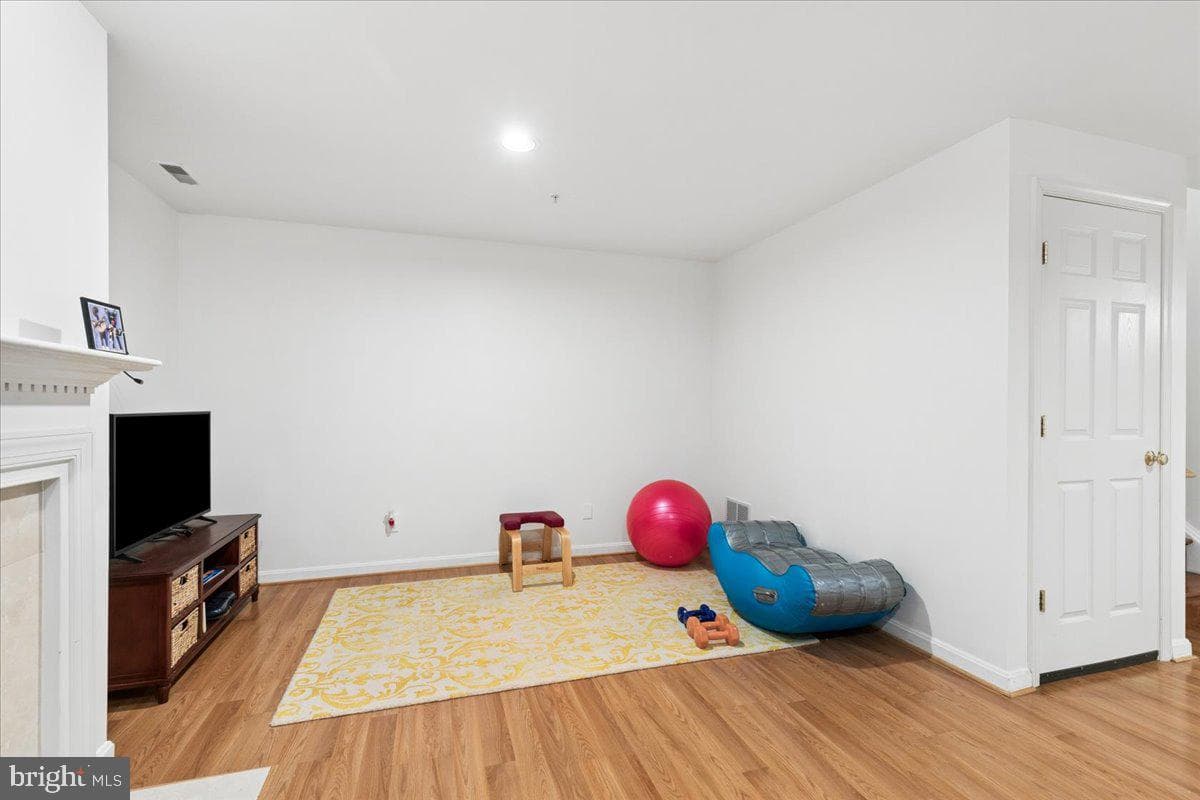 211 Gray Fox Court photo 33