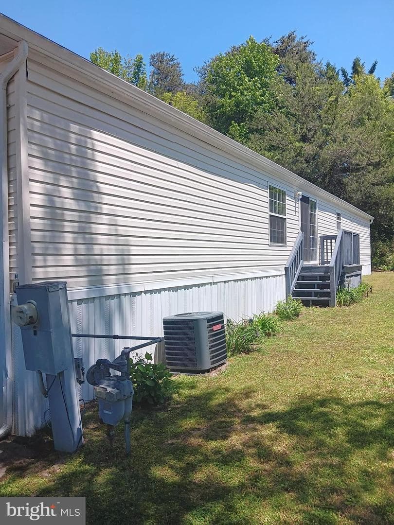 8023 Fair Breeze Drive photo 3