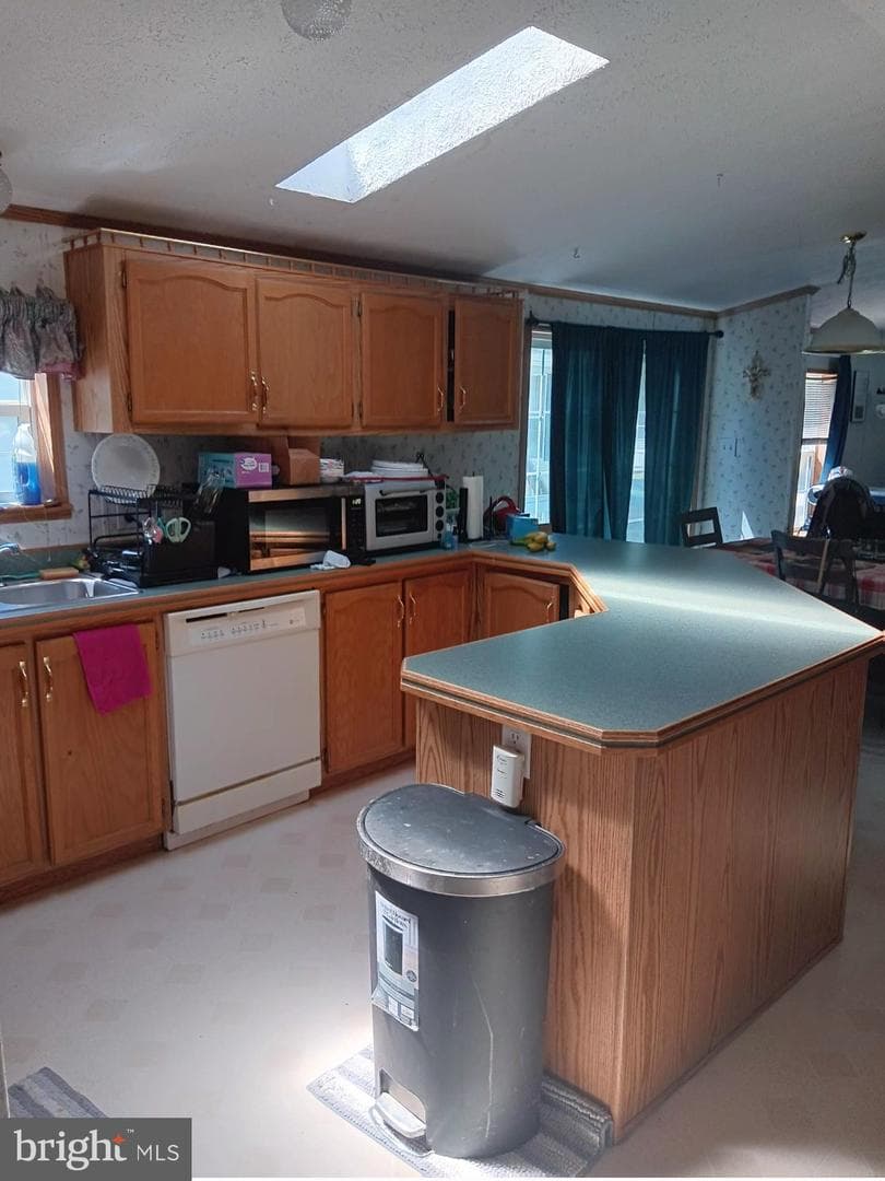 8023 Fair Breeze Drive photo 7