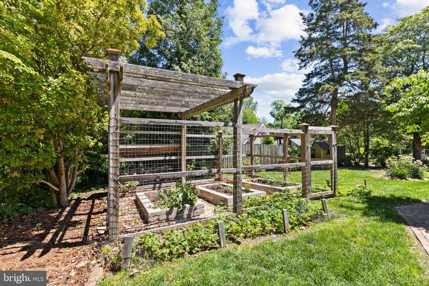 310 Epping Way photo 28