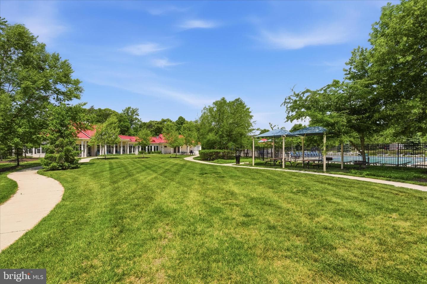 621 Ravenwood Drive photo 43