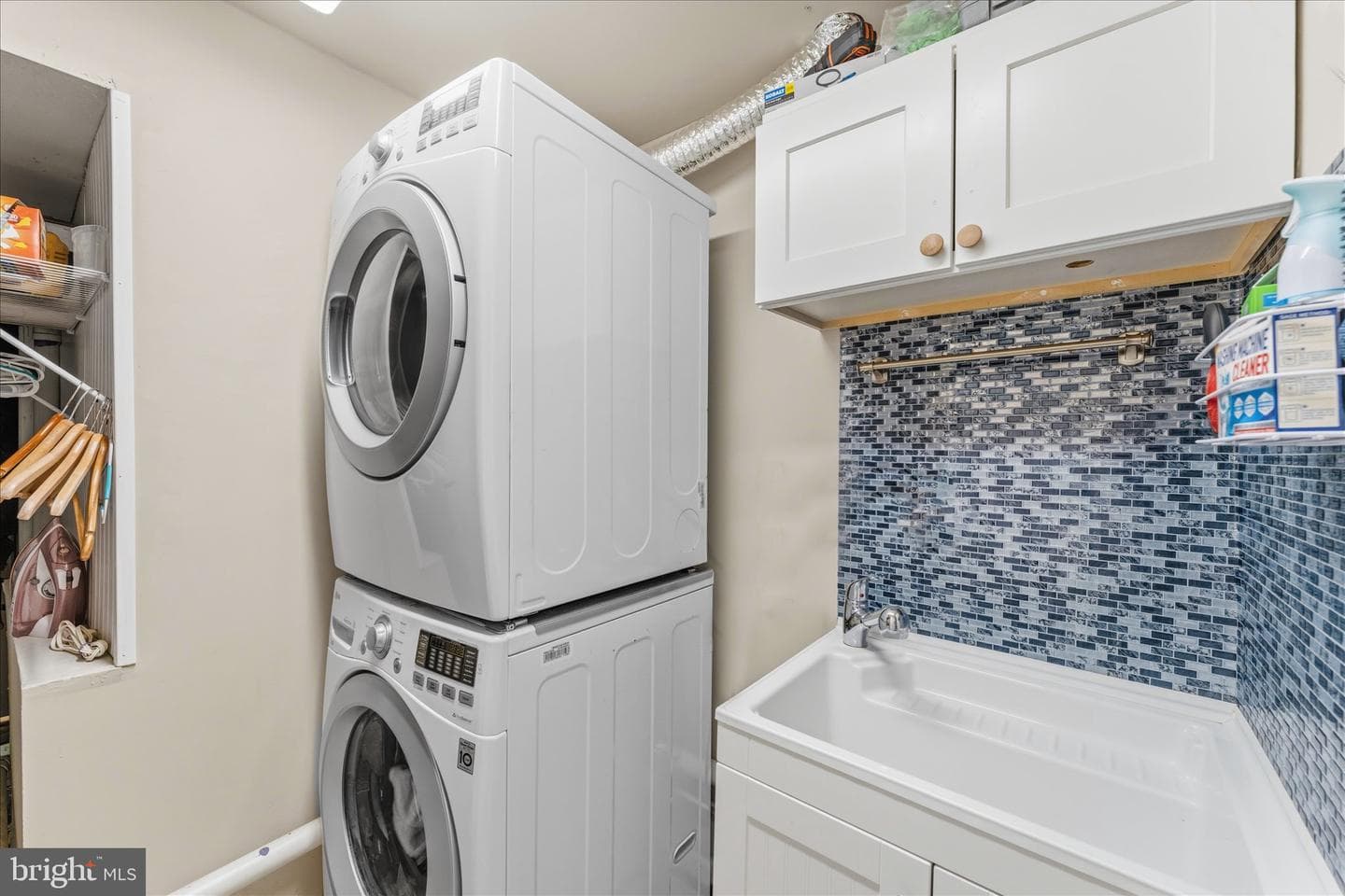 1258 Guildford Road photo 24