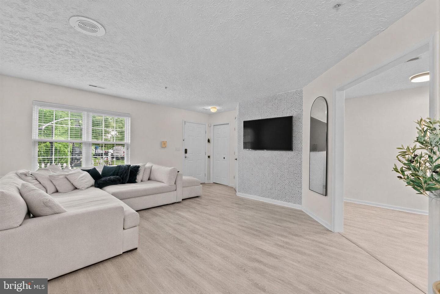 10 Ironstone Court photo 4